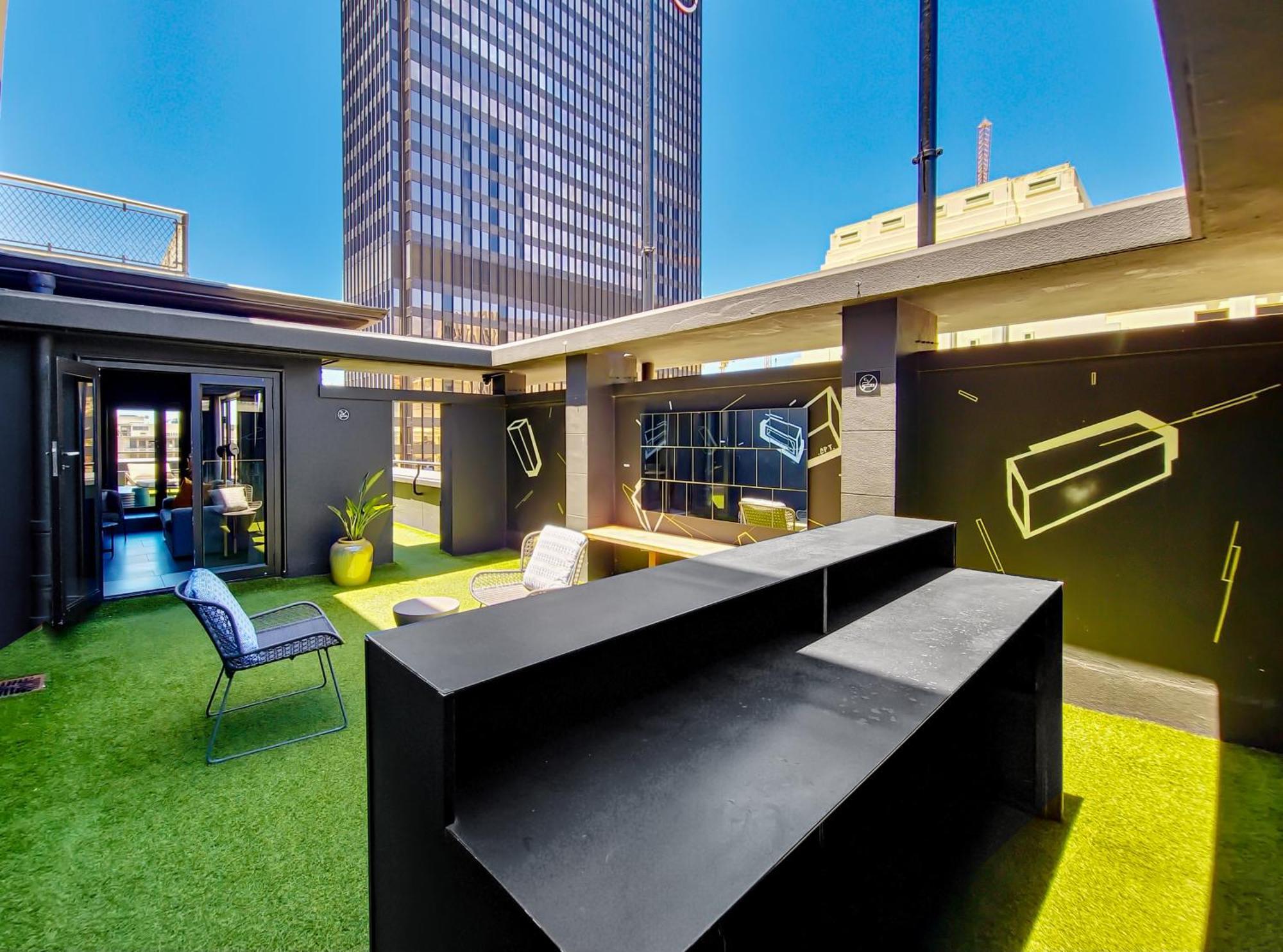 Blackbrick Cape Town Foreshore Exterior photo